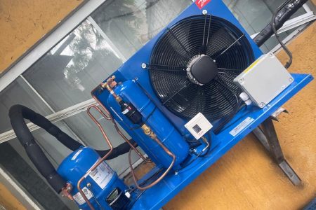 Manutenção e Instalação de UC para câmara de congelados e resfriados